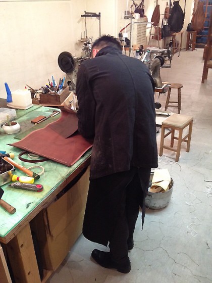 ビジネスバッグ制作中