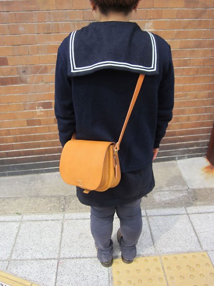 ショルダーバッグ(B-31) 着用2