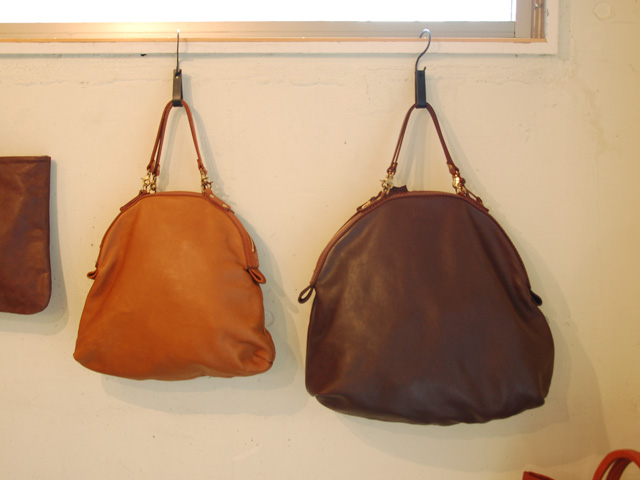 Sキャメル、Mチョコ