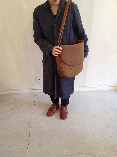 肩にかけてみる