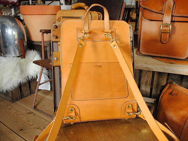 大阪店の新しいリュック 背面