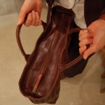 こちらも本体ファスナー