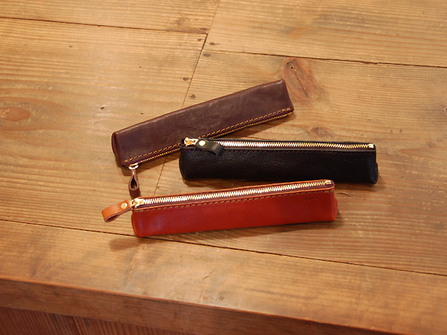 上から、チョコ、クロ、アンバー