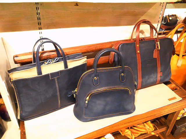 ネイビー三兄弟