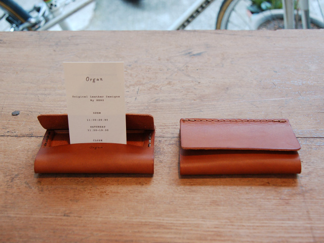 カード立てにも