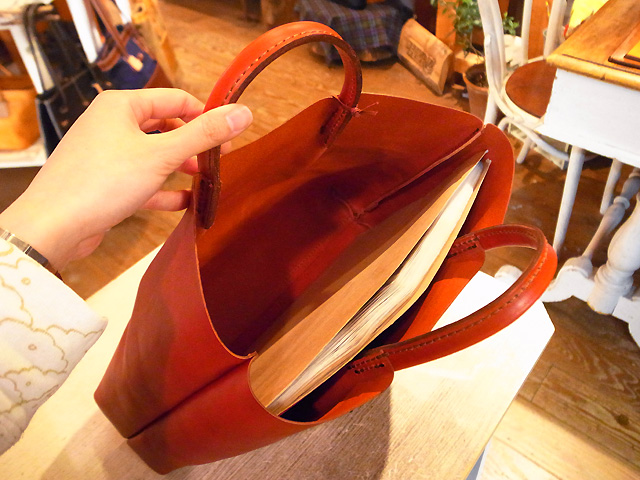 大阪のエコトート、A4も入ります