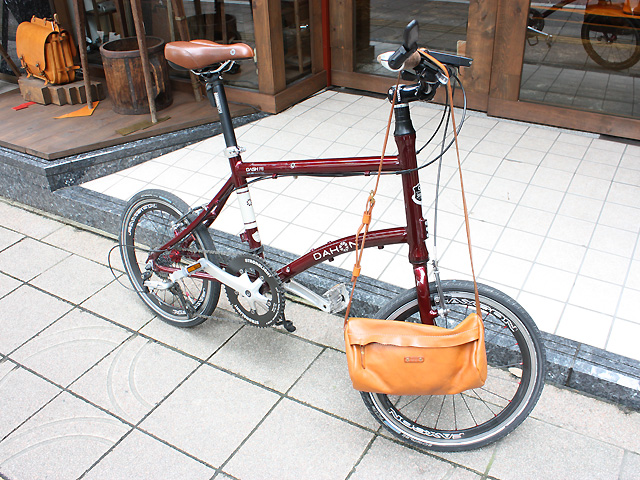 自転車とドラムショルダー