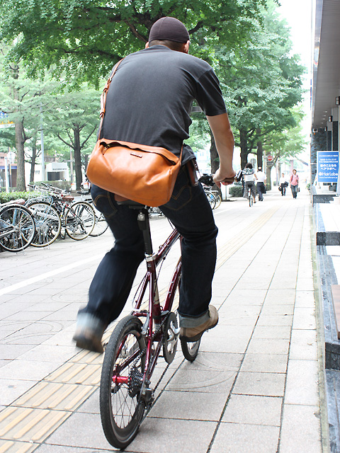 ドラムショルダー