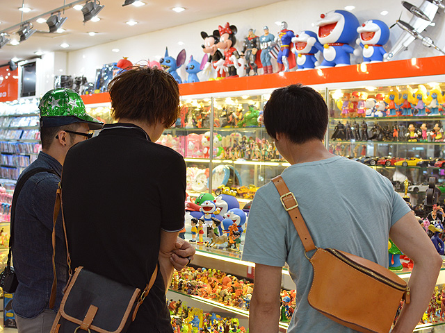 2ピース立体ボディバッグ 旅先