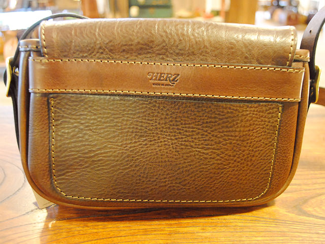 ショルダーバッグ