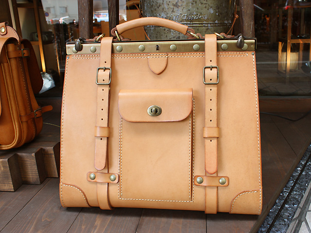 キットバッグ(P-1)のプロトタイプ キャメル