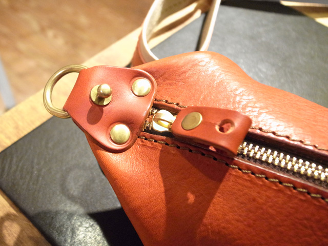 木村ボディバッグ ギボシ