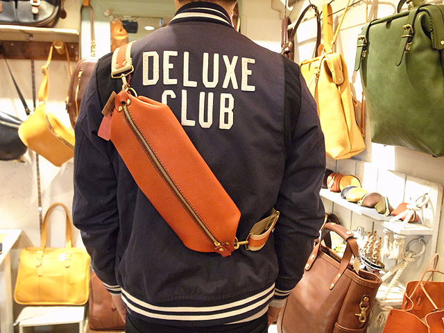 木村 ボディバッグ