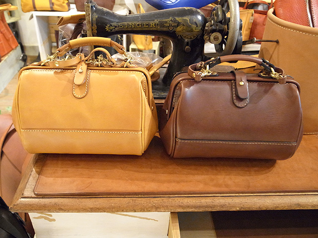 ゴリ 口枠バッグ