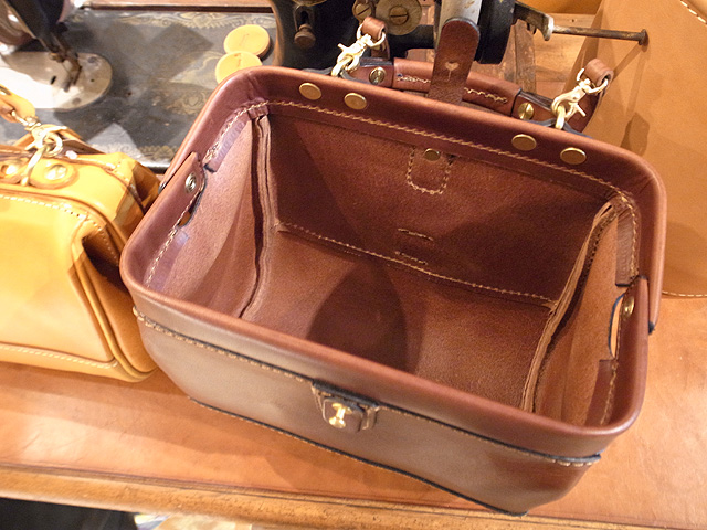 ゴリ口枠バッグ オープン