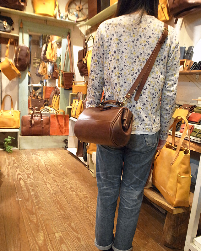 口枠バッグ 着用