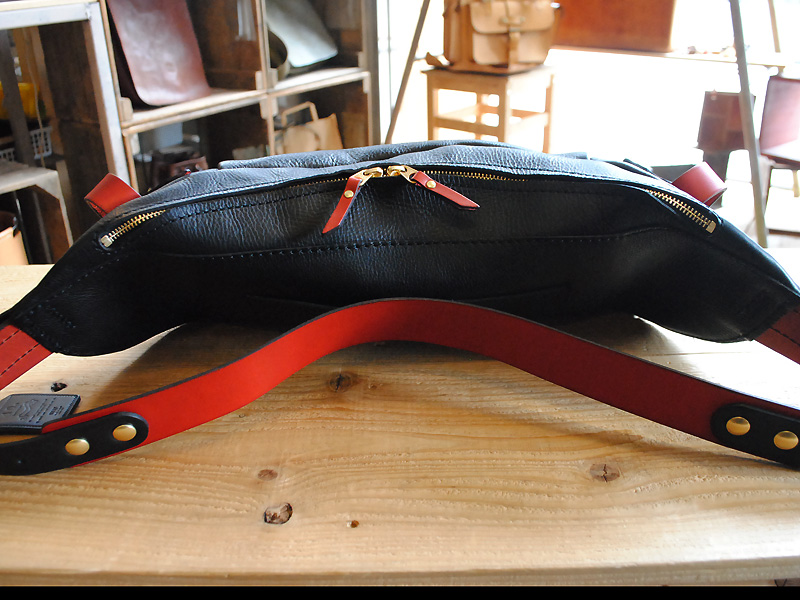 ボディバッグ背面