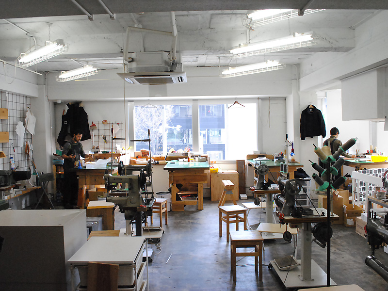 大阪店、工房