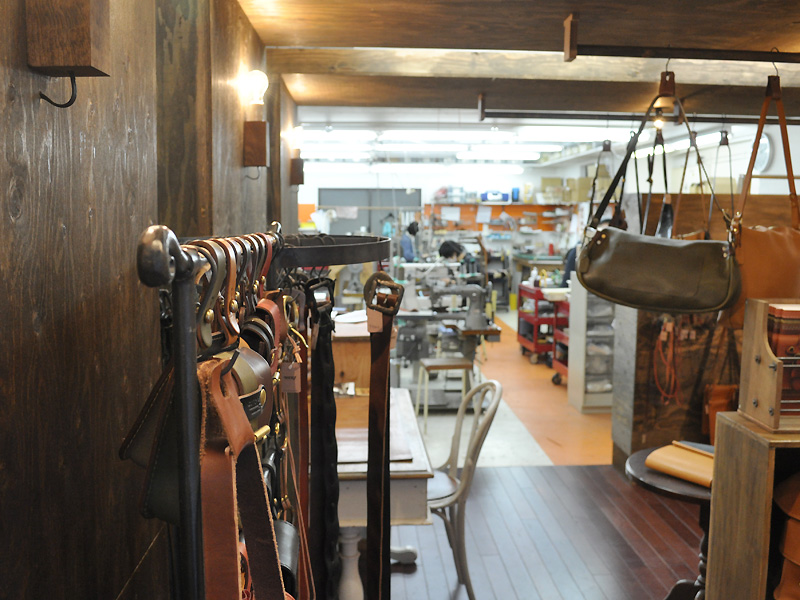 FACTORY SHOP店内3