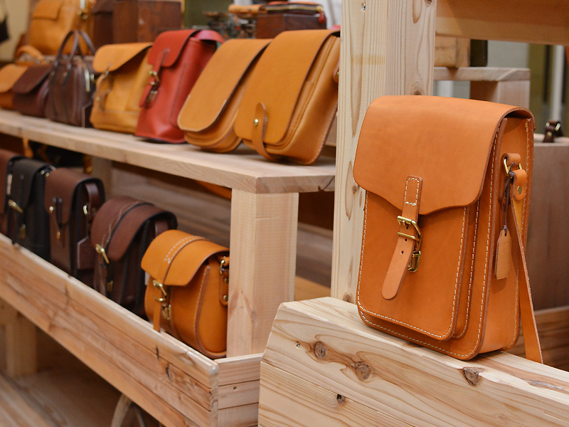 本店ミニカバンたち