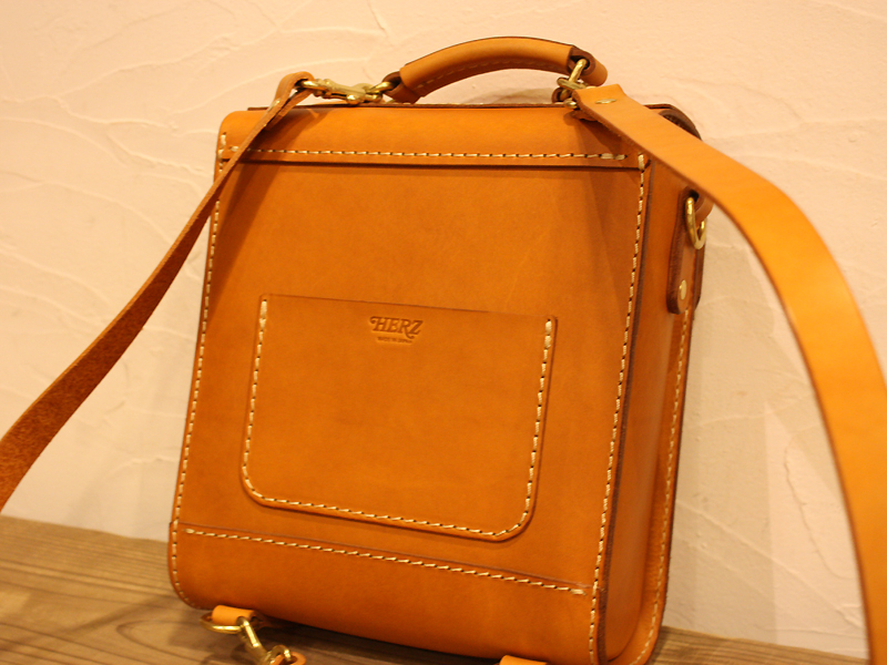 ボーイズリュック背面