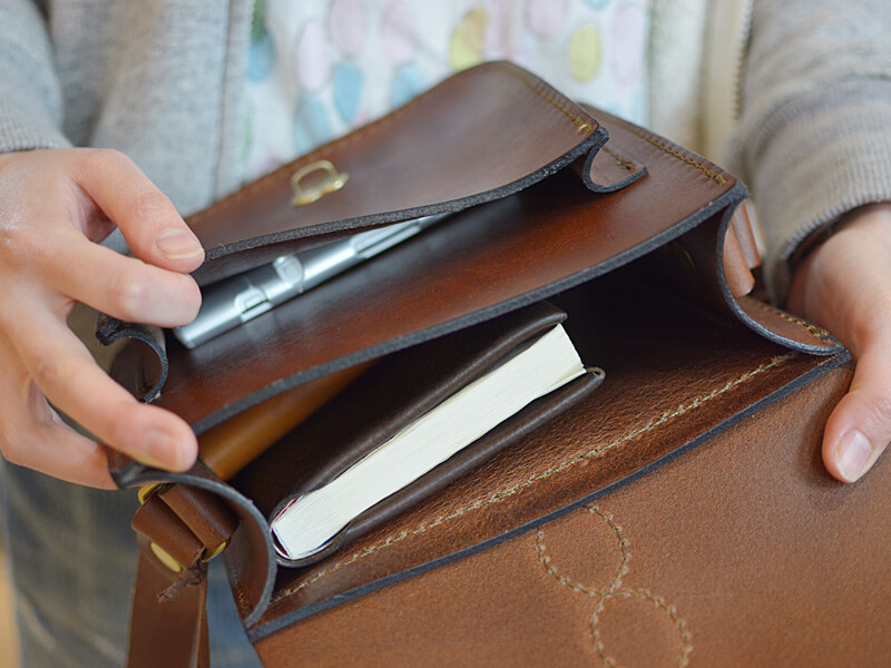 クロスステッチ・ショルダーバッグ(CP-33) 収納