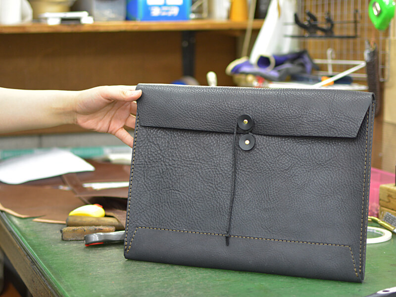 作り手:宗片 書類ケース