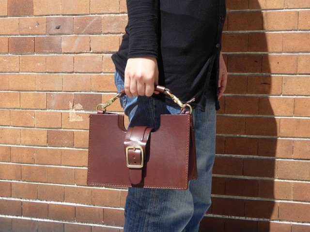 スタッフ:太田作 「タヨバッグ」チョコ手持ち