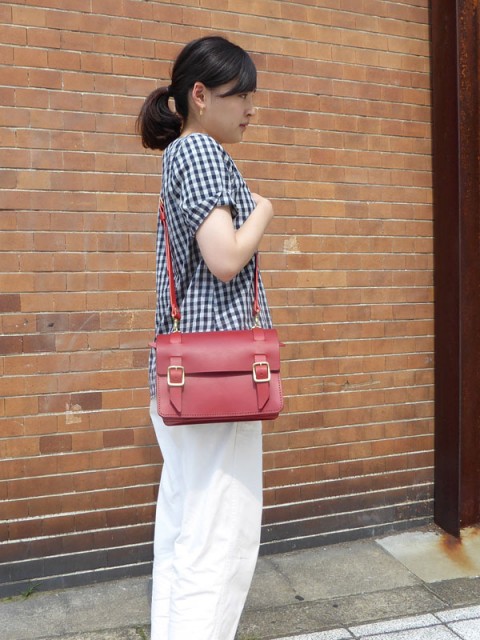 作り手:小松作 「ジャバらっぐ」女性着用