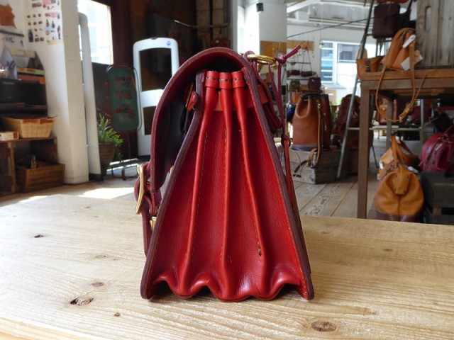 作り手:小松作 「ジャバらっぐ」側面