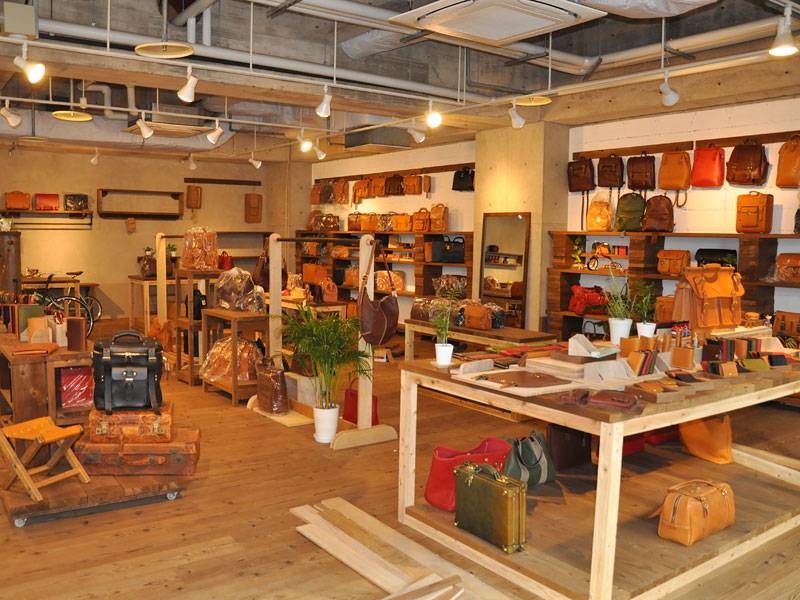 名古屋店店内の様子1