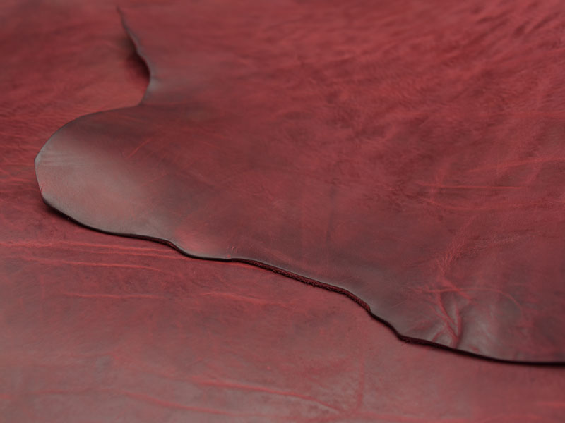 ワインレッドのイタリア革で作るHERZ WINTER ITEM 2015-16