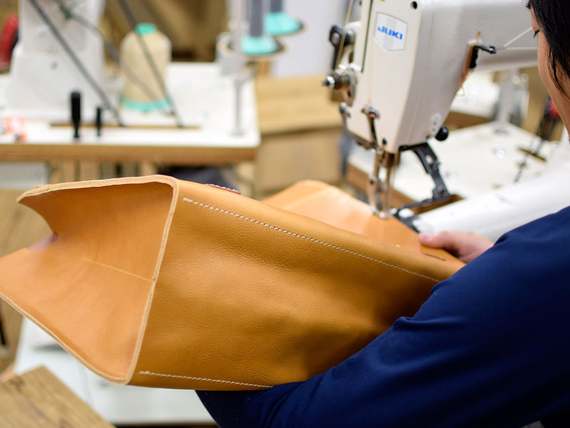 ダレスバッグの縫製