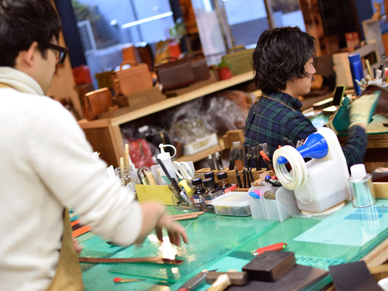 名古屋店工房風景1