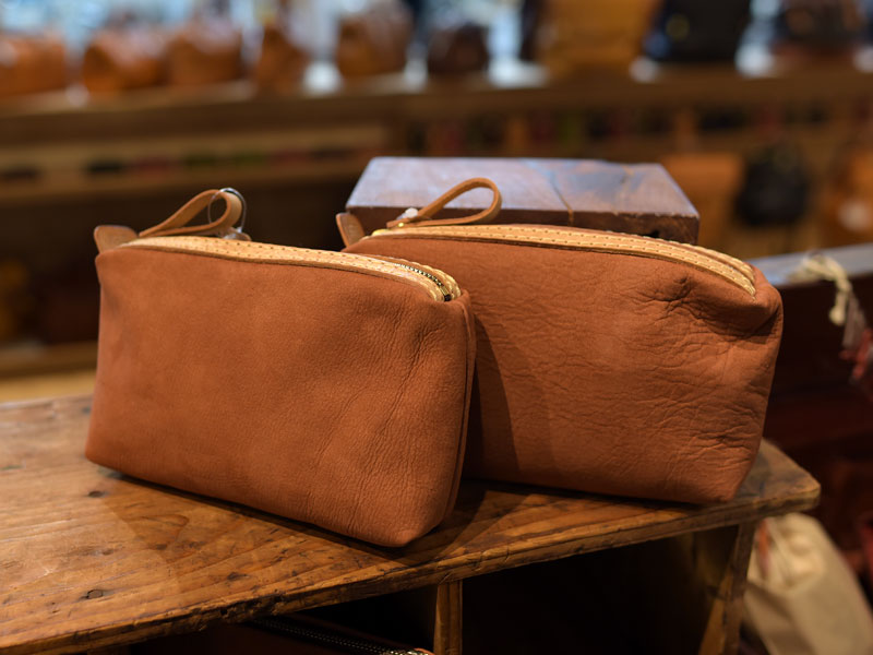 ヌバックポーチ残り僅か