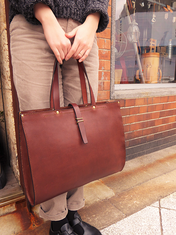 大阪店5周年 マルチ肩掛けトート