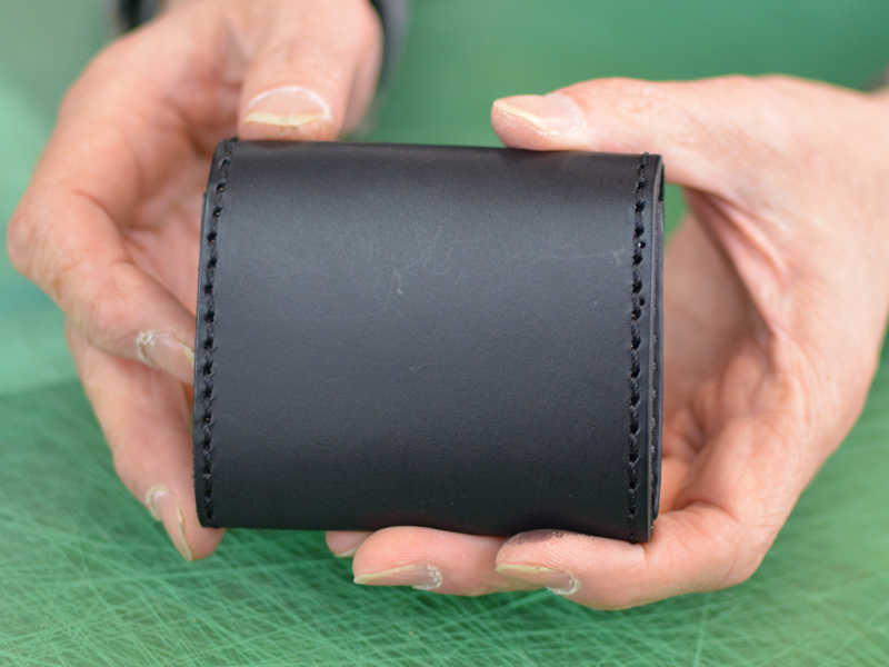 作り手:永崎 小銭入れ 後面