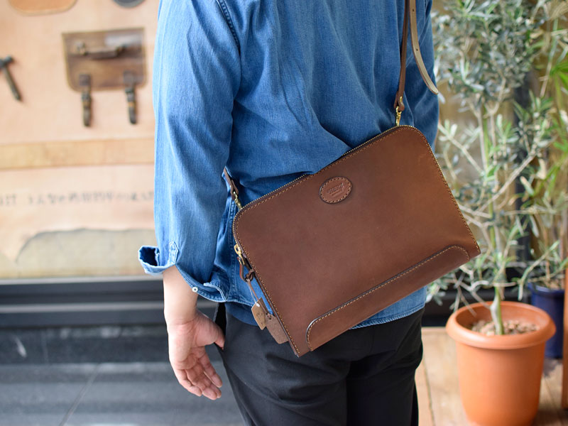 ブリーフケース(S-18) ショルダー着用