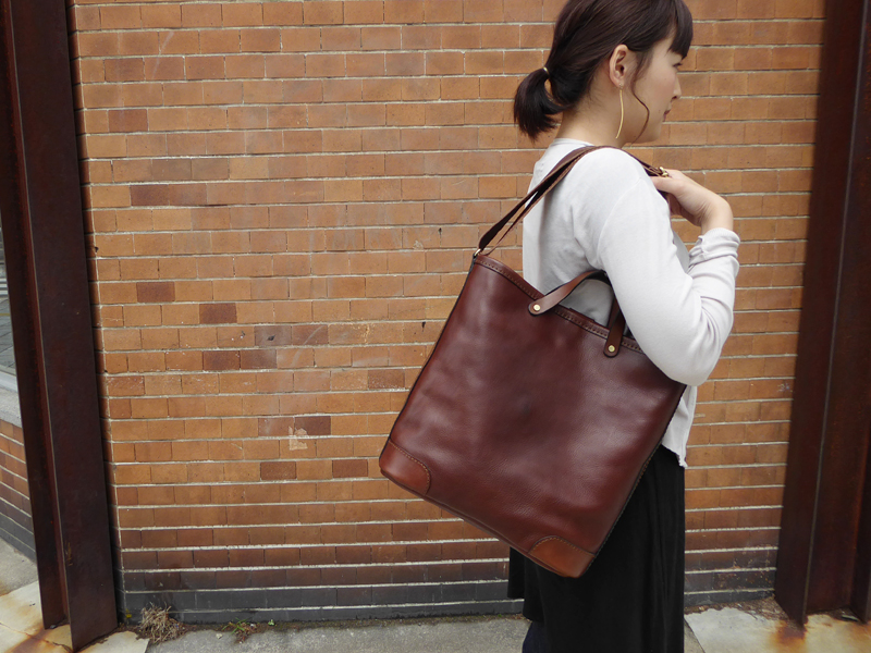 大阪店5周年記念鞄ざっくりショルダートート