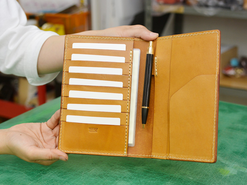 多機能手帳ケース