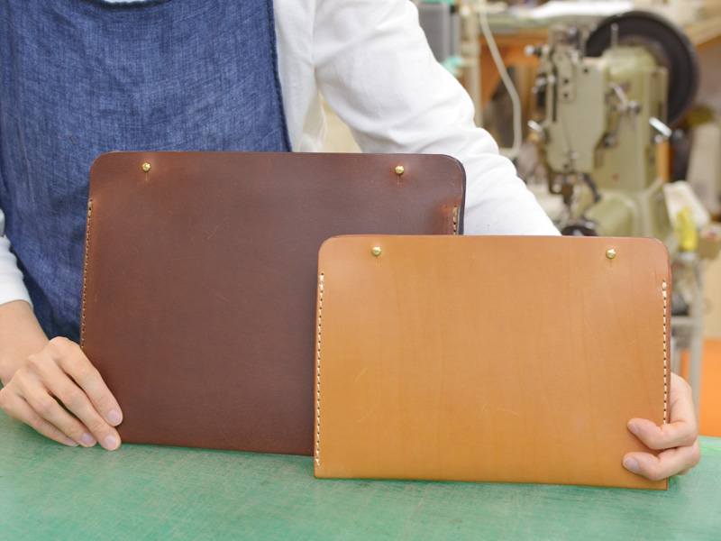 作り手:ナカムラのタブレットケース