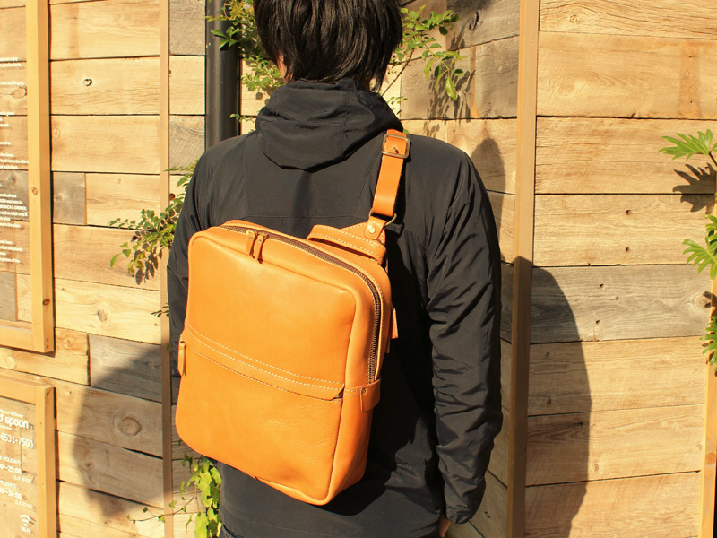 ワンショルダー キャメル