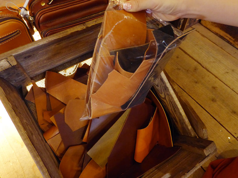 大阪店 端革詰め放題