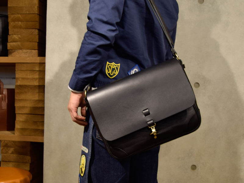 クラシックメールバック 着用