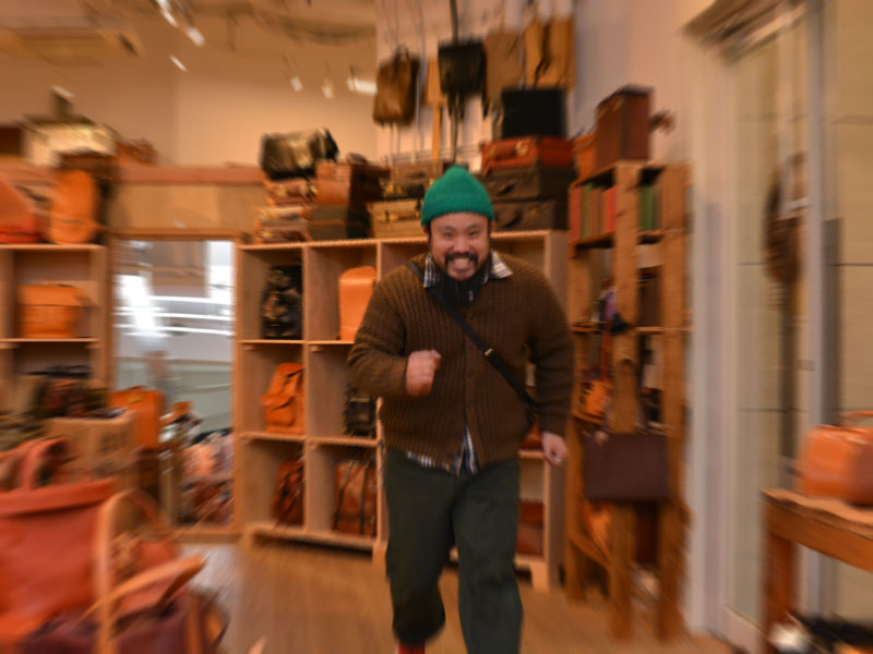 本店店長：鈴木