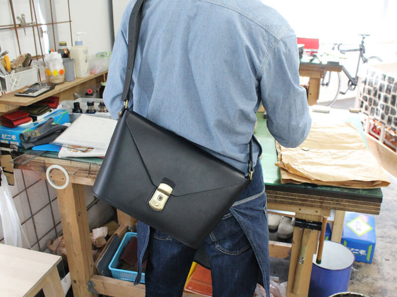 チョコレートギフト グローウイングショルダー