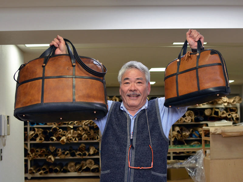 創業者の近藤が記念鞄を作ってくれました!