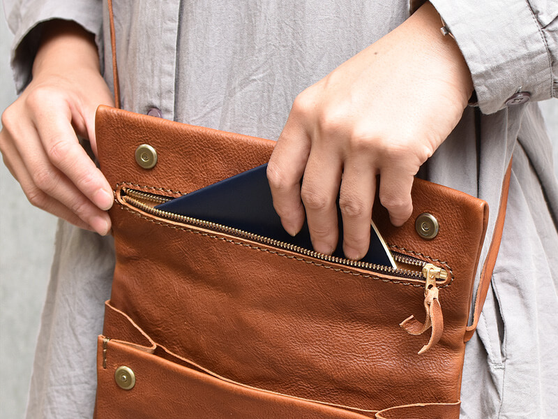 ショルダーバッグ(G-73)収納