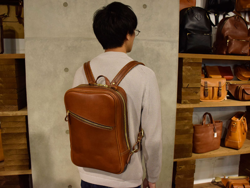 ベリッシモリュック メンズ着用