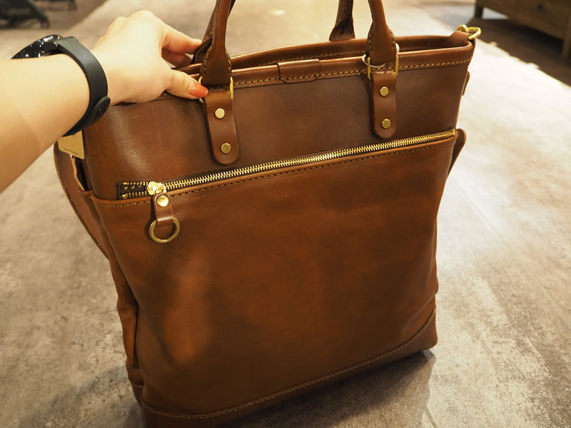 ポケットトート　前面ファスナーポケット